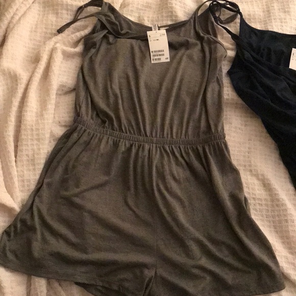 H&M Rompers - Picture 4 of 5